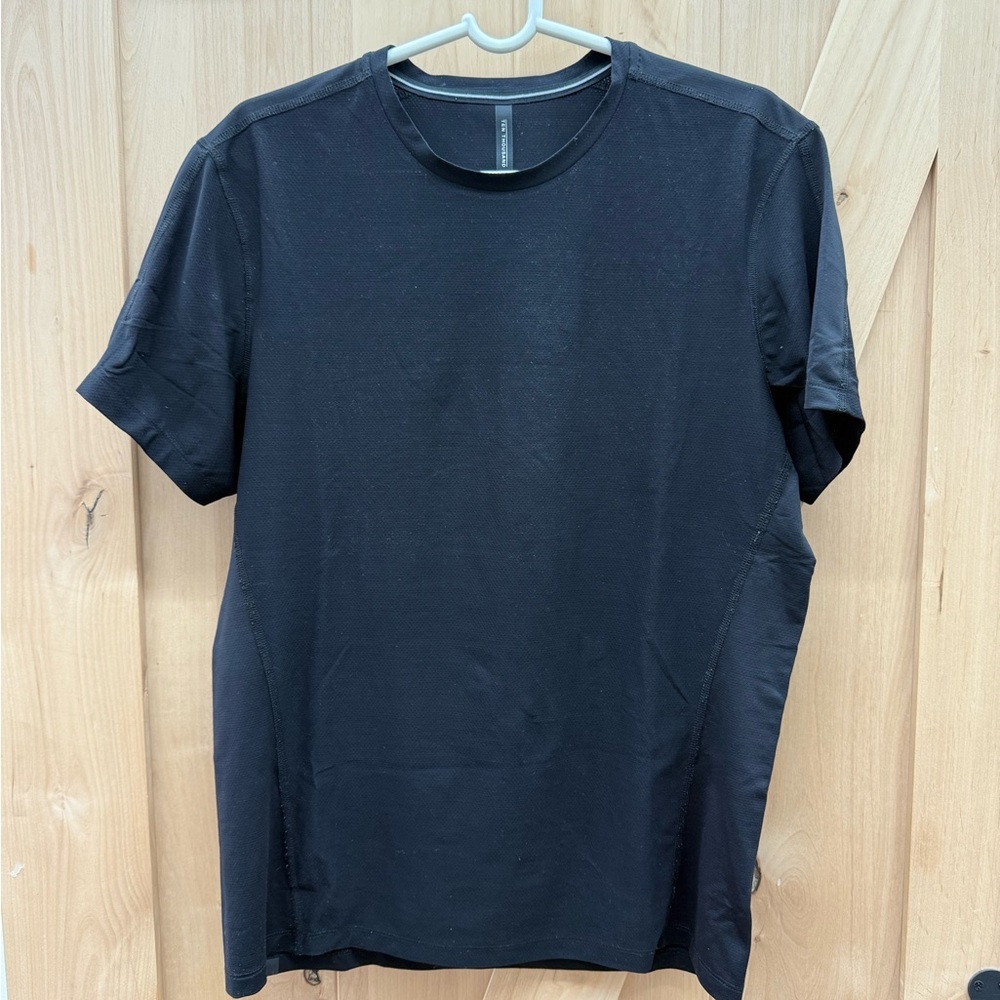 Ten Thousand Versatile Black Men's T-Shirt